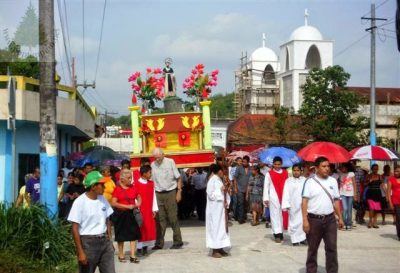 procesion de poptun