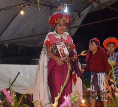 reina indígena santiago atitlan