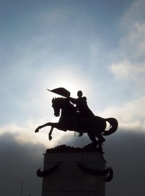 Biografía de Monumento a Justo Rufino Barrios en Guatemala