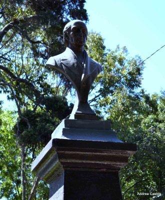 Dónde está el monumento de Guatemala a Miguel Hidalgo y Costilla
