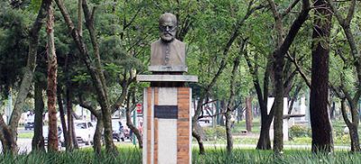 Monumento a Antonio José Irrisarri en Guatemala