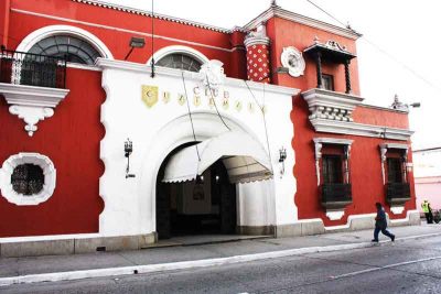 Principales obras de Rafael Pérez de León