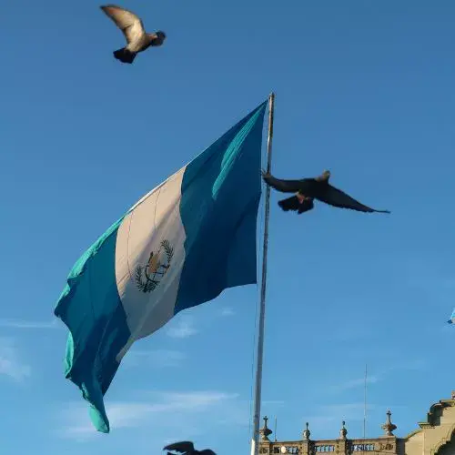 bandera de guatemala 2025