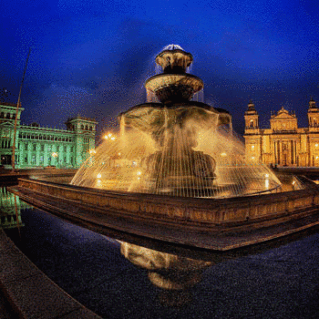 fuente luminosa del parque central de guatemala