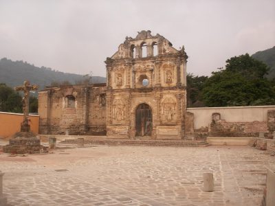 iglesia dentro del convento de santa clara