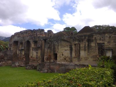 ruinas de san jeronimo en antigua guatemala