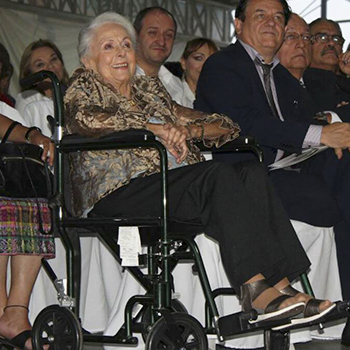 Escritora guatemalteca Margarita Carrera