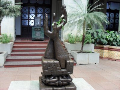 detalles del monumento a la paz