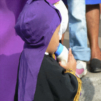 traje-cucurucho-guatemala-casco-capirote
