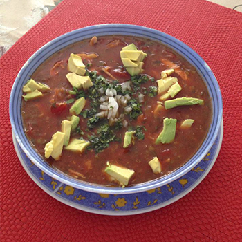 Receta para hacer sopa de tortilla guatemalteca