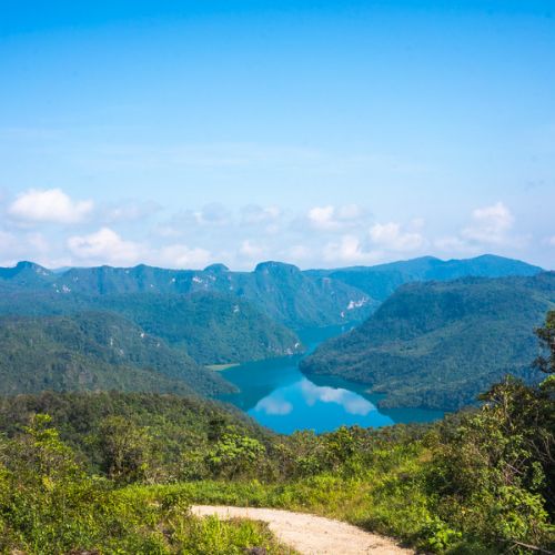 Laguna Brava en Huehuetenango, Guatemala