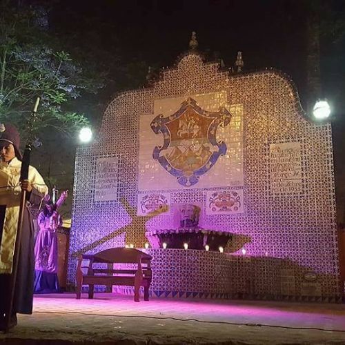 Plaza mexicana en el Cerrito del Carmen