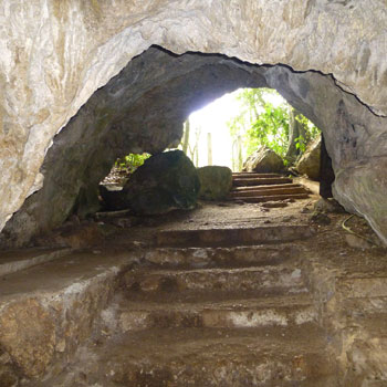 cuevas de actun kan