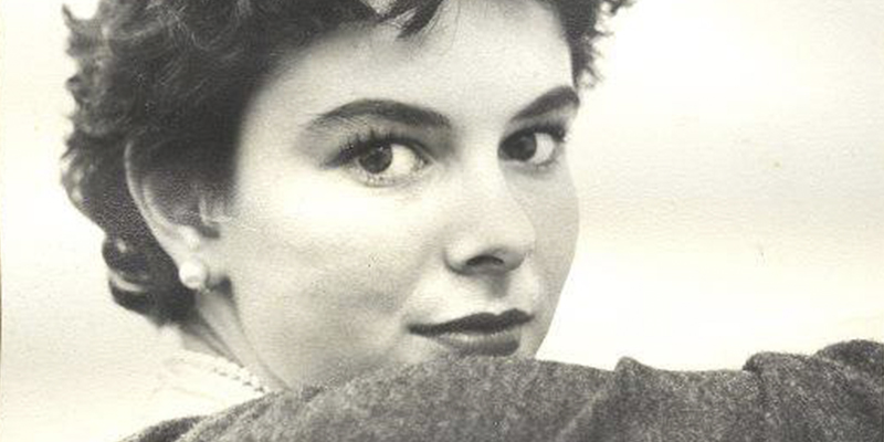Biografía de María del Rosario Molina Biografía de María del Rosario Molina