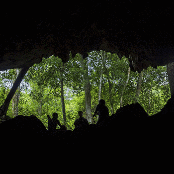 Cuevas de la Cobanerita en San Benito, Petén