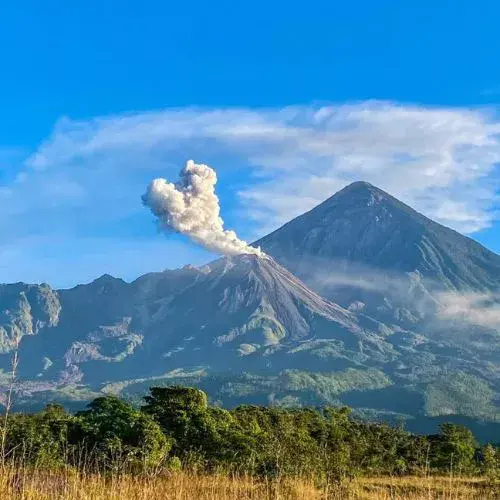 Volcán Santa María y Santiaguito