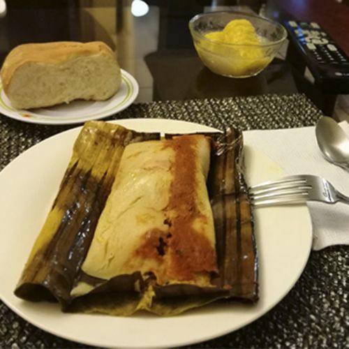 Receta para hacer tamales colorados guatemaltecos