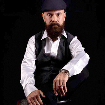 Biografía de Luigi Lanuza