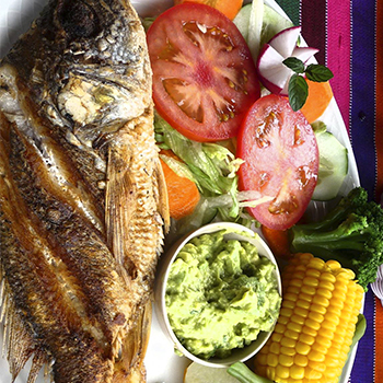 Receta para hacer tilapia al estilo chapín