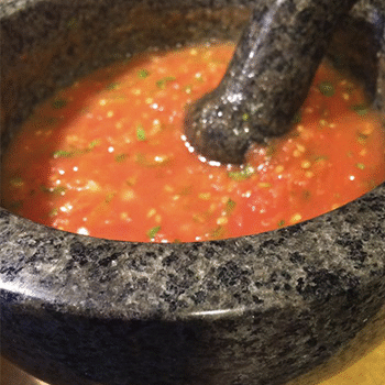 Receta para hacer chirmol de chaya guatemalteco