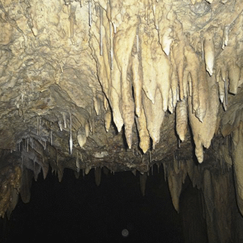 Cuevas de Ma'xiwan en Alta Verapaz