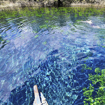 Cráter Azul en Petén