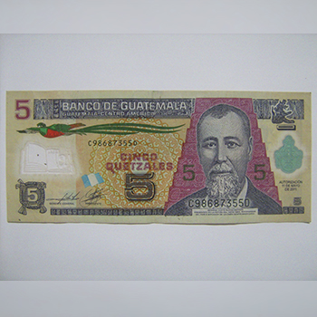 Personajes en los billetes de Guatemala
