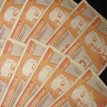 Personajes en los billetes de Guatemala