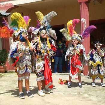 Danza de los Moros y los Cristianos en Guatemala