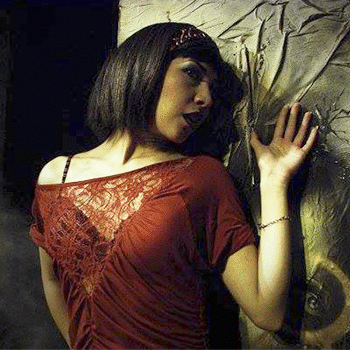 Biografía de Cesia Godoy