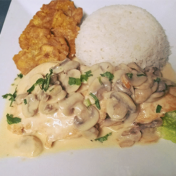 Receta para hacer pollo en crema y champiñones de Guatemala