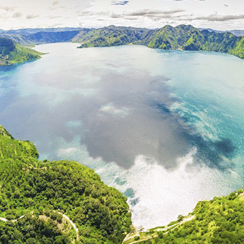 Laguna de Ayarza en Santa Rosa, Guatemala