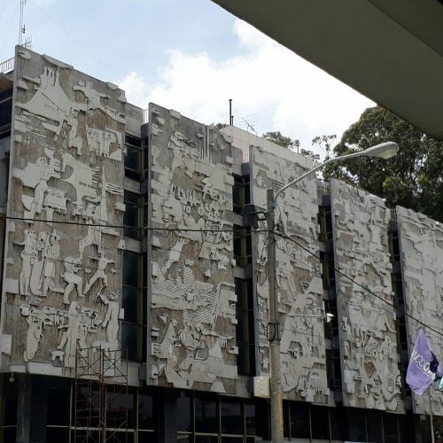 Murales del Crédito Hipotecario Nacional de Guatemala