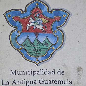 Escudo de armas de la ciudad de Guatemala y Antigua Guatemala
