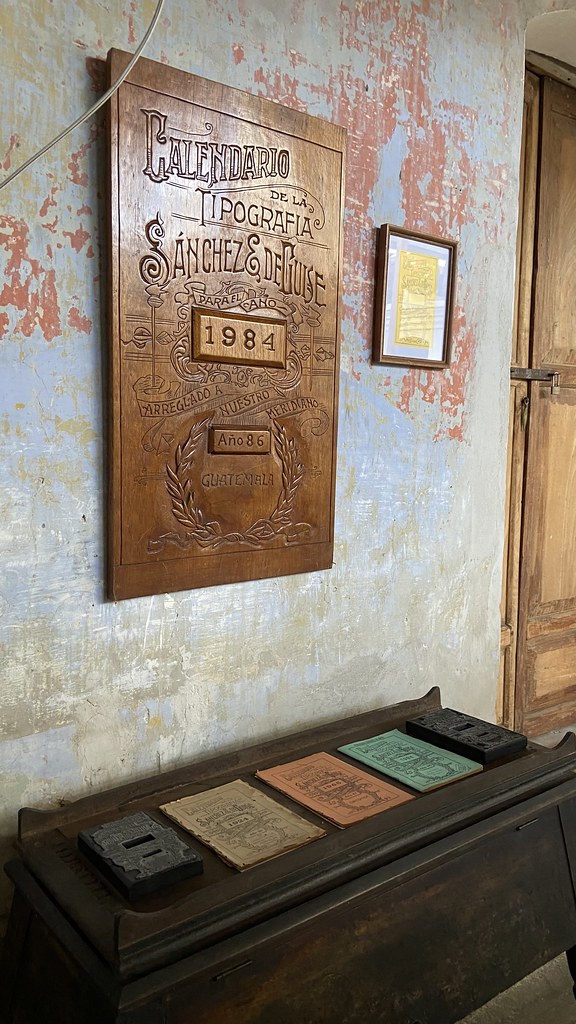 Casa Municipal, Antigua Tipografía Sanchez & de Guise, Ciudad de Guatemala-01 (2)