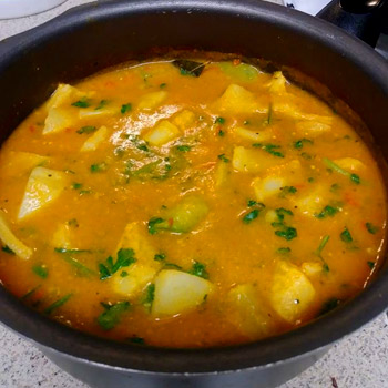 receta-panza-de-res-en-amarillo