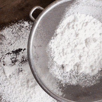 receta-pastel-frio-fresas-crema-estilo-guatemalteco-preparacion