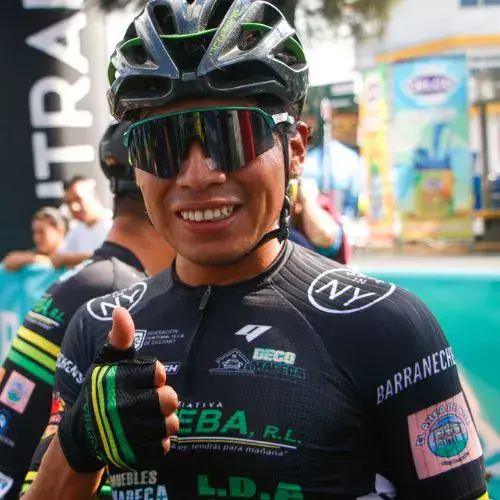 Así empezó la Vuelta Ciclística en Guatemala