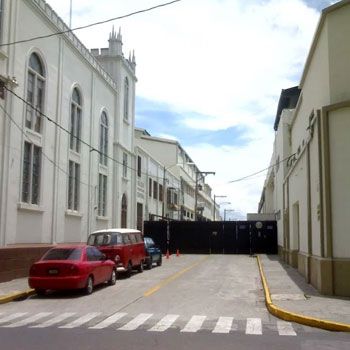 callejones-antiguos-zona1-ciudad-de-guatemala-manchen