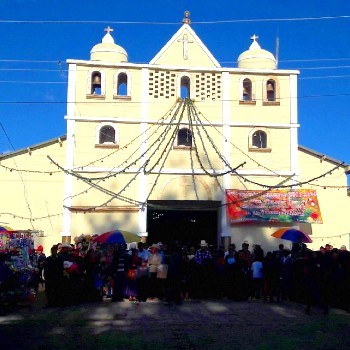 municipio-huitan-quetzaltenango-iglesia-feria-titular