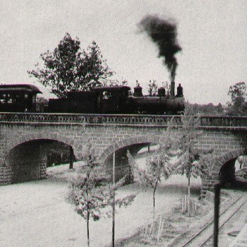 historia-primer-tranvia-decauville-guatemala-ferrocarril-locomotora