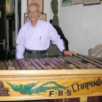 biografia-froilan-rodas-santizo-compositor-marimbista-guatemalteco-premios-honor-merito-diplomas