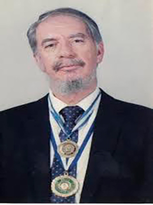 Historia del Premio Nacional de Literatura Miguel Ángel Asturias, Luis Alfredo Arango - Foto Colegio Internacional Montessori