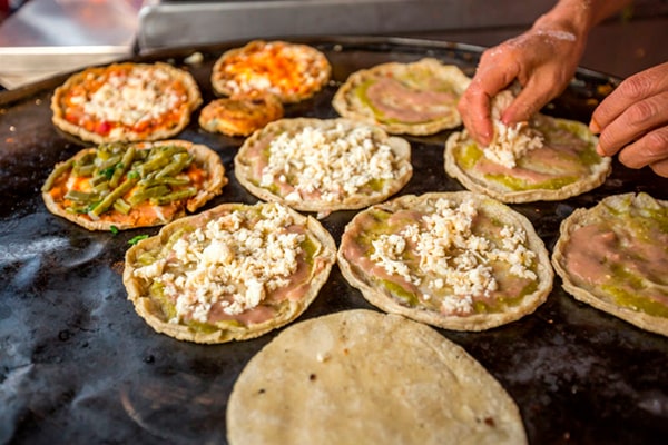 Chalupas de pollo guatemaltecas - Foto Cocina Delirante
