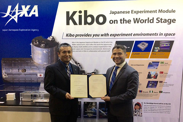 Historia del Quetzal 1, primer satélite guatemalteco, Luiz Zea - Foto CubeSat Universidad del Valle de Guatemala