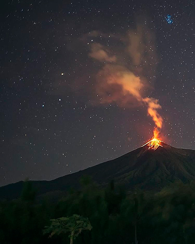 Municipio de San Juan Alotenango, volcán de fuego - instagram - @davidrojasgtfoto