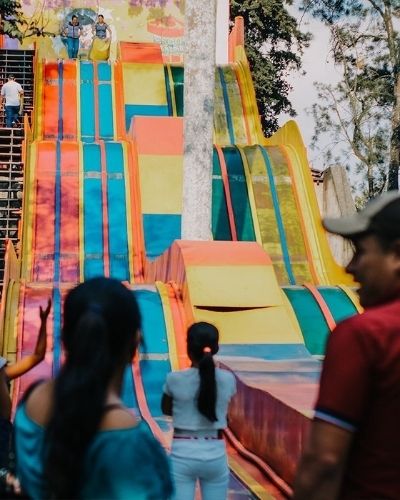 Resbaladero gigante de Esquilandia, 2019 - Foto esquilandia.gt instagram