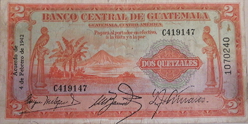 Descripción de la foto - anverso del billete un billete de 2 quetzales impreso en 1942. - crédito Francisco R B Rob - Facebook