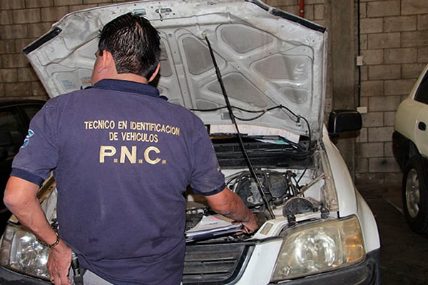 Pasos para el expertaje de vehículos en línea en Guatemala - foto - policía nacional civil blog