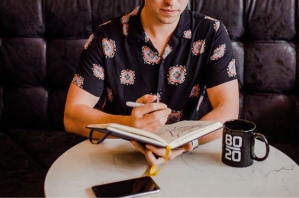 Leyes que protegen los derechos de autor en Guatemala.